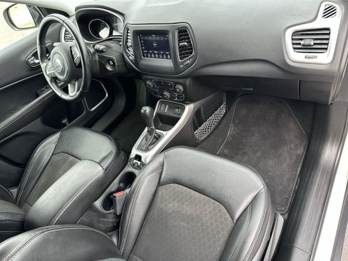 Used 2020 Jeep Compass Latitude image 20