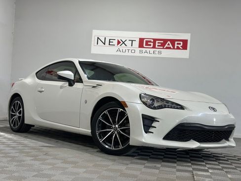 Used 2017 Toyota 86 image 1