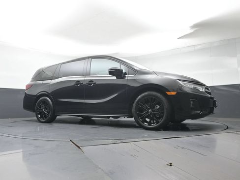 Used 2025 Honda Odyssey Sport-L image 41