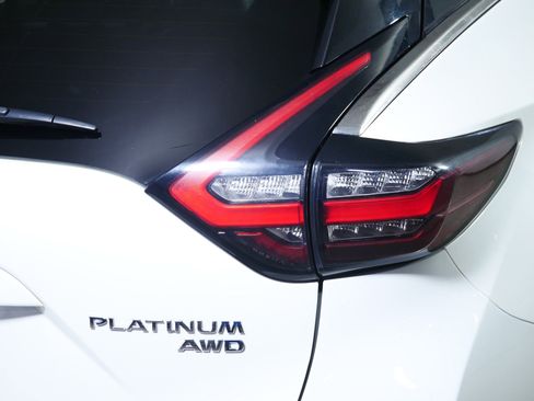 Used 2019 Nissan Murano Platinum AWD/4WD image 17