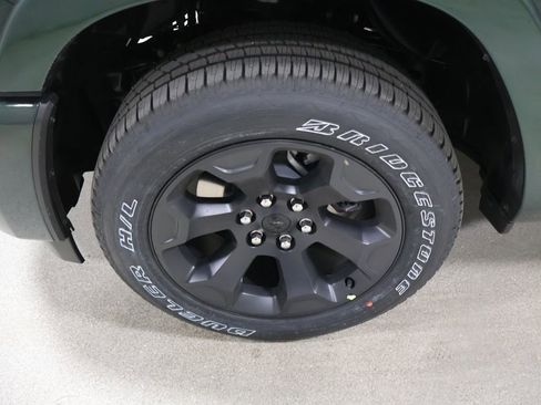 New 2026 RAM 1500 4x4 Crew Cab image 7