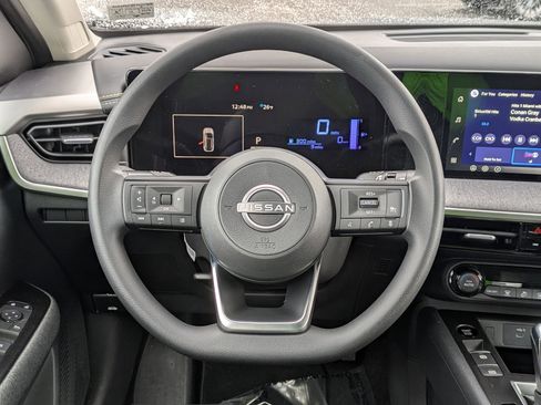 New 2026 Nissan Kicks SV image 18