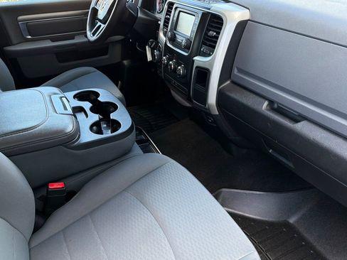 Used 2017 RAM 1500 Classic SLT AWD/4WD image 16