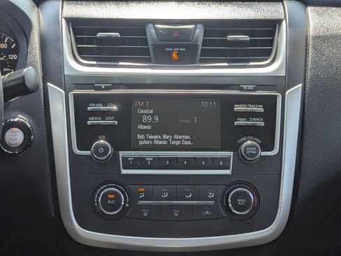 Used 2016 Nissan Altima 2.5 S w/ Power Driver Seat Package FWD image 18