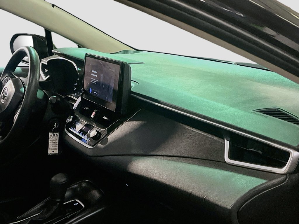 Used 2023 Toyota Corolla LE w/ Carpet Mat Package (TMS) FWD image 28