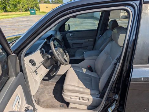 Used 2011 Honda Pilot EX-L image 22