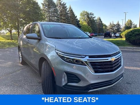 Used 2023 Chevrolet Equinox LT FWD image 2