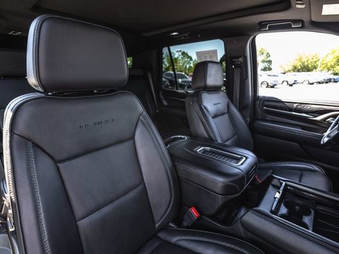 Used 2024 GMC Yukon Denali w/ Max Trailering Package AWD/4WD image 28