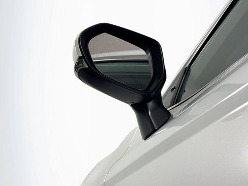 Certified 2023 Toyota Camry SE FWD image 5