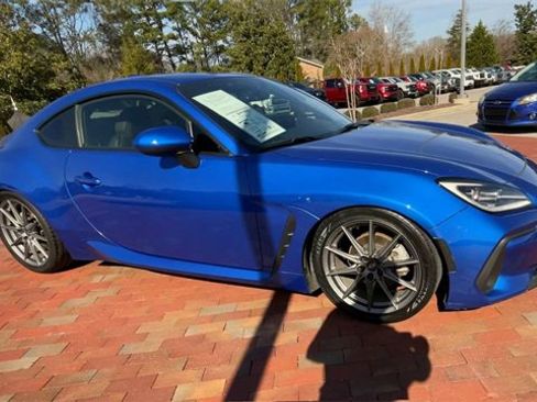 Used 2022 Subaru BRZ Limited image 3
