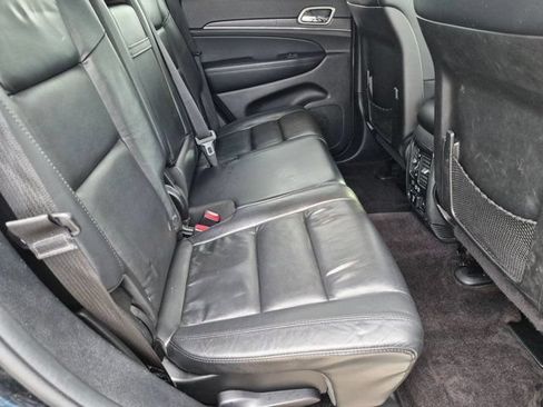 Used 2018 Jeep Grand Cherokee Limited AWD/4WD image 18
