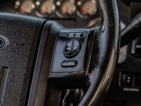 Used 2009 Ford F250 Lariat image 17