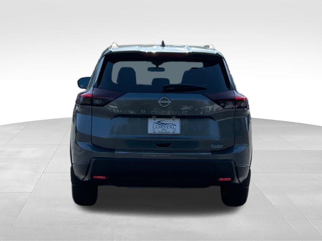 Used 2026 Nissan Rogue SV w/ SV Premium Package FWD image 6