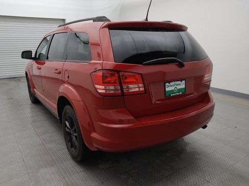 Used 2020 Dodge Journey SE w/ SE Popular Equipment Group image 6