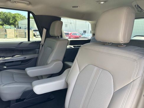 Used 2021 Ford Expedition Limited w/ Cargo Package AWD/4WD image 14