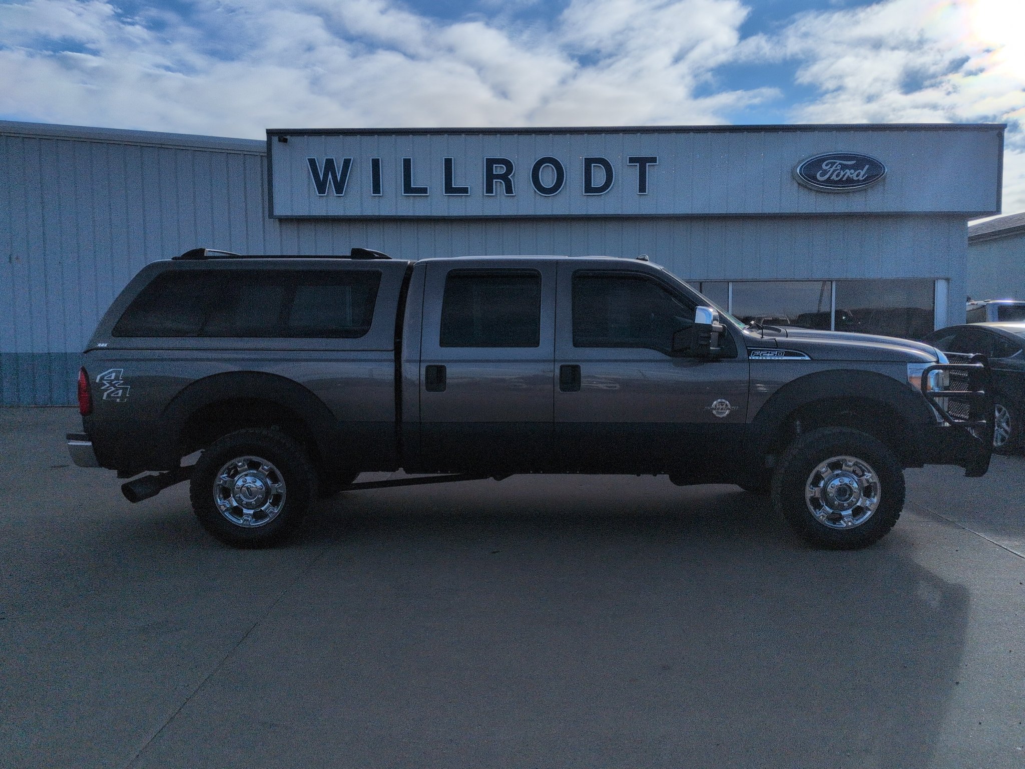 Used 2012 Ford F250 XLT w/ XLT Premium Pkg AWD/4WD image 1