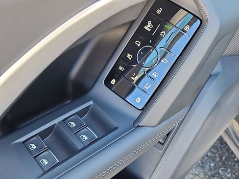 New 2025 Audi Q5 Premium Plus image 6