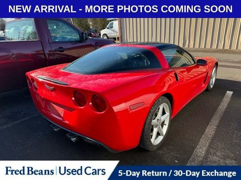 Used 2013 Chevrolet Corvette Coupe w/ 2LT Preferred Equipment Group image 7