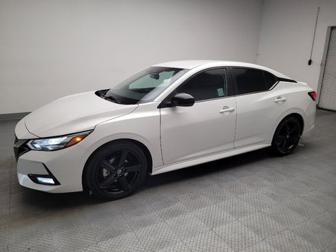 Used 2023 Nissan Sentra SR FWD image 2