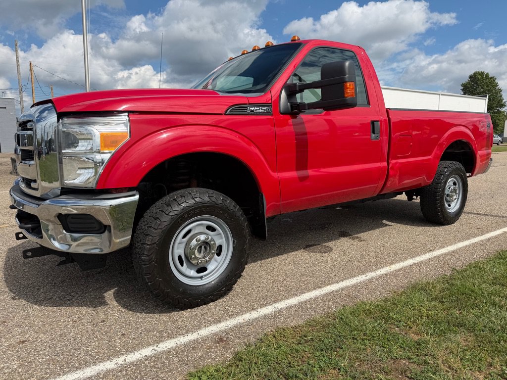 Used 2012 Ford F250 XL AWD/4WD image 3