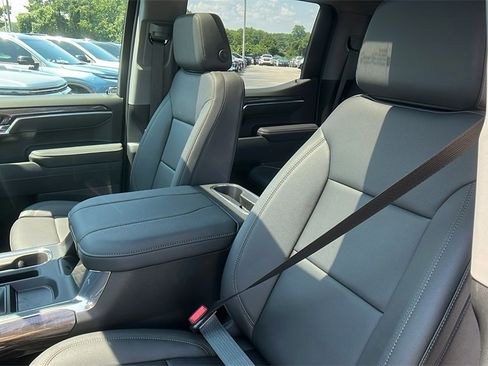 New 2026 Chevrolet Silverado 1500 LTZ w/ LTZ Premium Package image 15