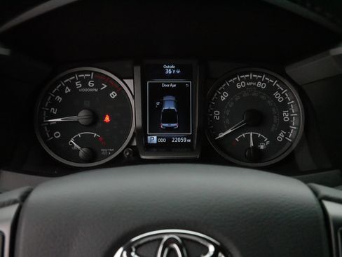 Used 2023 Toyota Tacoma TRD Sport image 21