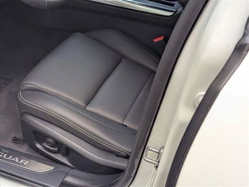 New 2024 Jaguar XF R-Dynamic SE AWD/4WD image 4
