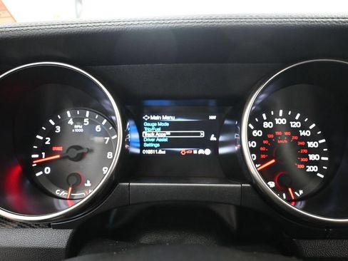Used 2020 Ford Mustang Shelby GT350 w/ Technology Package RWD image 29