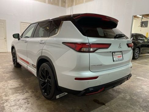 Used 2024 Mitsubishi Outlander Ralliart image 4