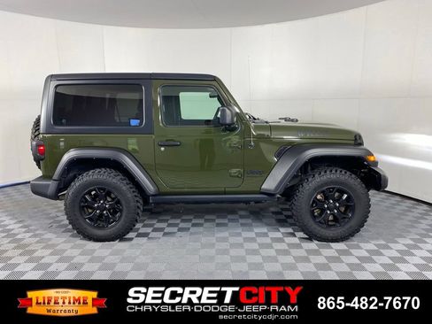 Used 2021 Jeep Wrangler Sport AWD/4WD image 8