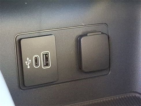 New 2026 Ford Explorer Active image 17