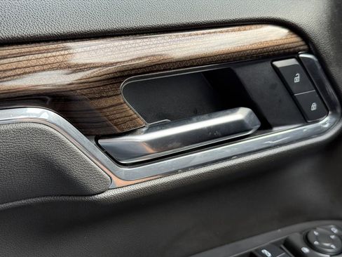 Used 2025 Chevrolet Silverado 1500 LT Trail Boss w/ Convenience Package II image 25