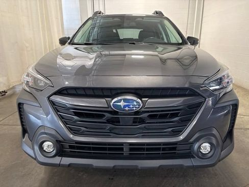 Used 2024 Subaru Outback Premium AWD/4WD image 2