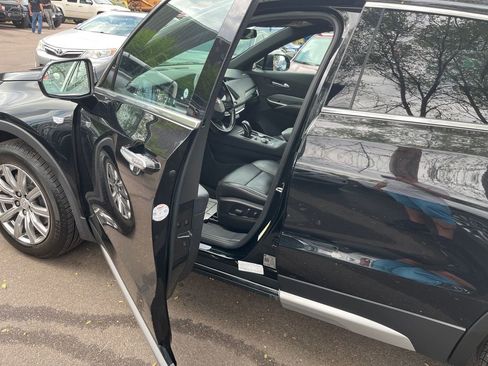 Used 2019 Cadillac XT4 Premium Luxury AWD/4WD image 12