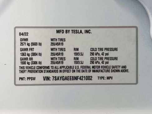 Used 2022 Tesla Model Y Long Range image 30