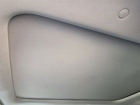 Used 2025 Honda Pilot Elite image 19