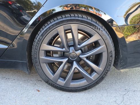 Used 2023 Tesla Model S Plaid image 26