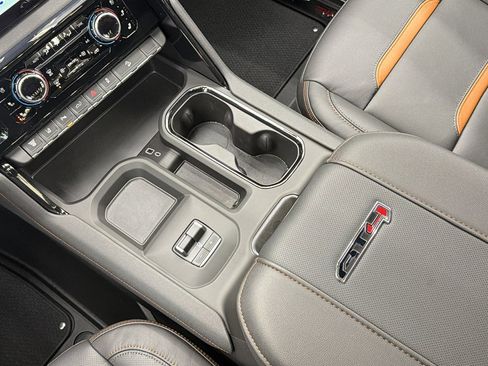 Used 2026 GMC Sierra 2500 AT4 w/ Max Trailering Package image 28