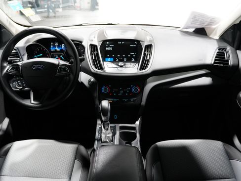 Used 2019 Ford Escape SE image 10