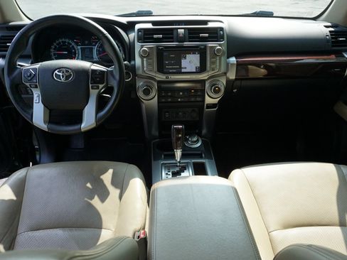 Used 2016 Toyota 4Runner Limited AWD/4WD image 22
