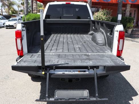 Used 2020 Ford F350 Platinum AWD/4WD image 9