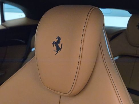 Used 2026 Ferrari Purosangue AWD/4WD image 37