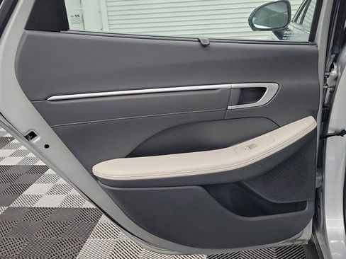 Used 2024 Hyundai Sonata Limited FWD image 16