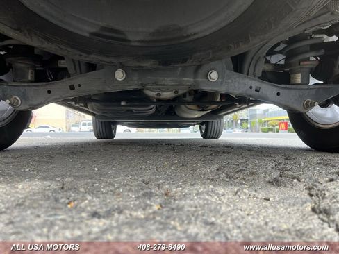 Used 2017 Ford Expedition Limited w/ Equipment Group 301A image 17