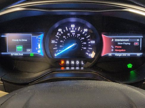 Used 2019 Ford Fusion SE image 23