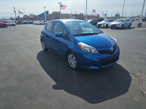 Used 2012 Toyota Yaris LE FWD image 1