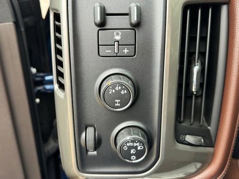 Used 2016 Chevrolet Silverado 3500 High Country w/ Duramax Plus Package image 23