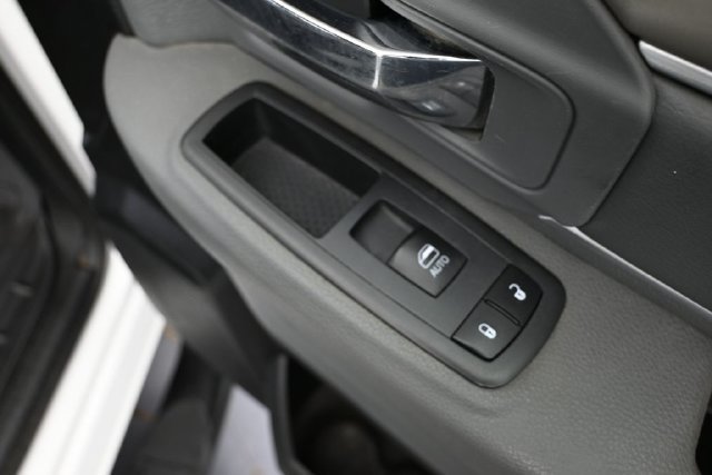 Used 2017 RAM 1500 Big Horn RWD image 35