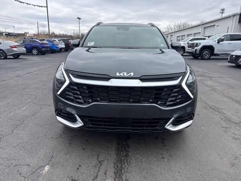 Used 2025 Kia Sportage SX image 9