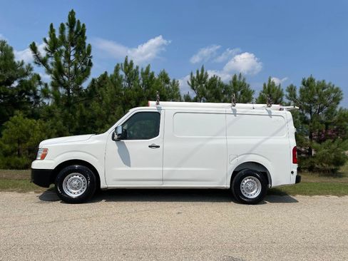 Used 2016 Nissan NV 3500 S w/ Power Package RWD image 6
